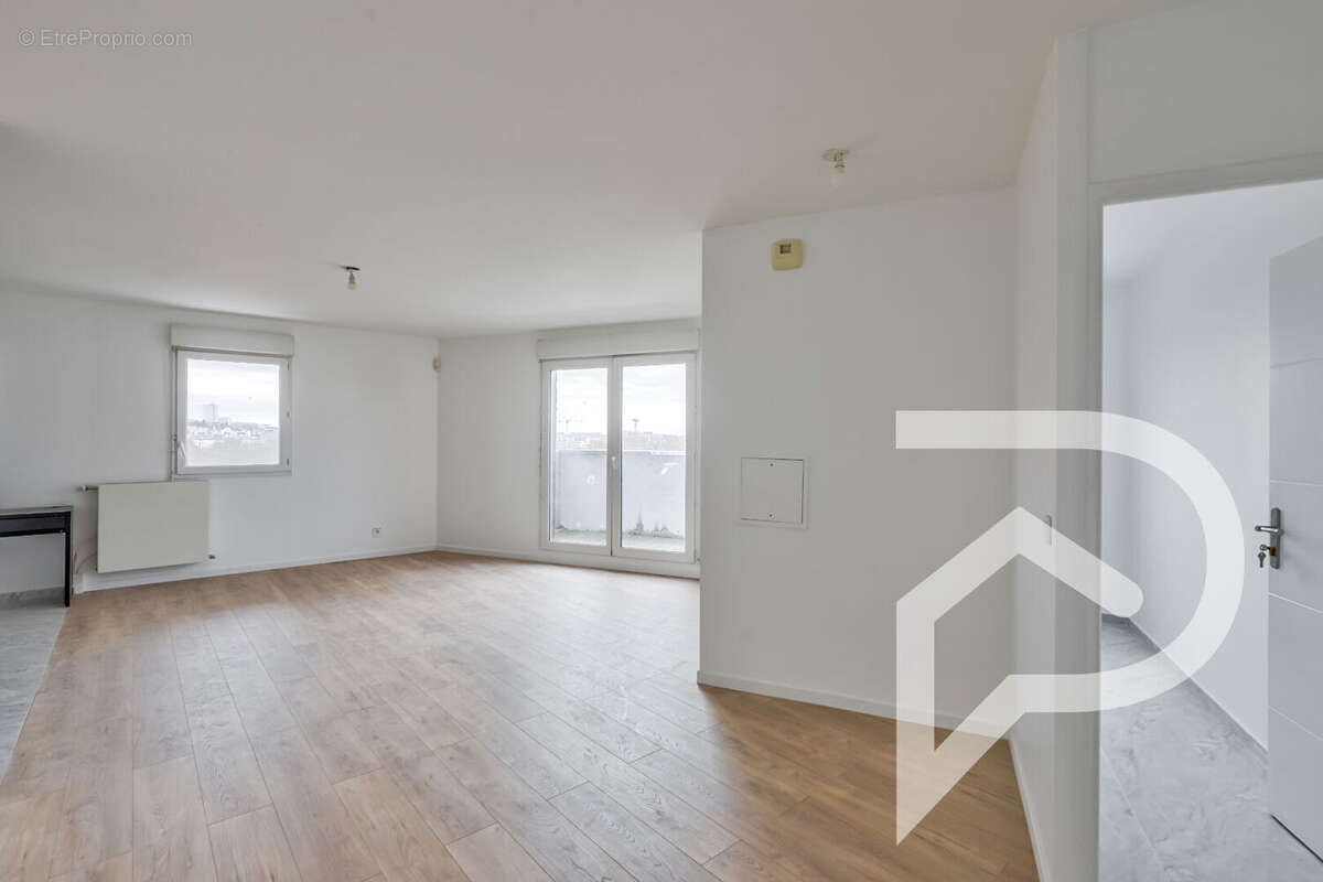 Appartement à IVRY-SUR-SEINE