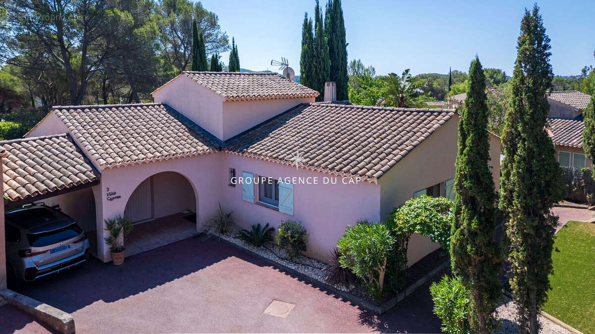 Villa valescure proche centre commercial a pieds - photo 12