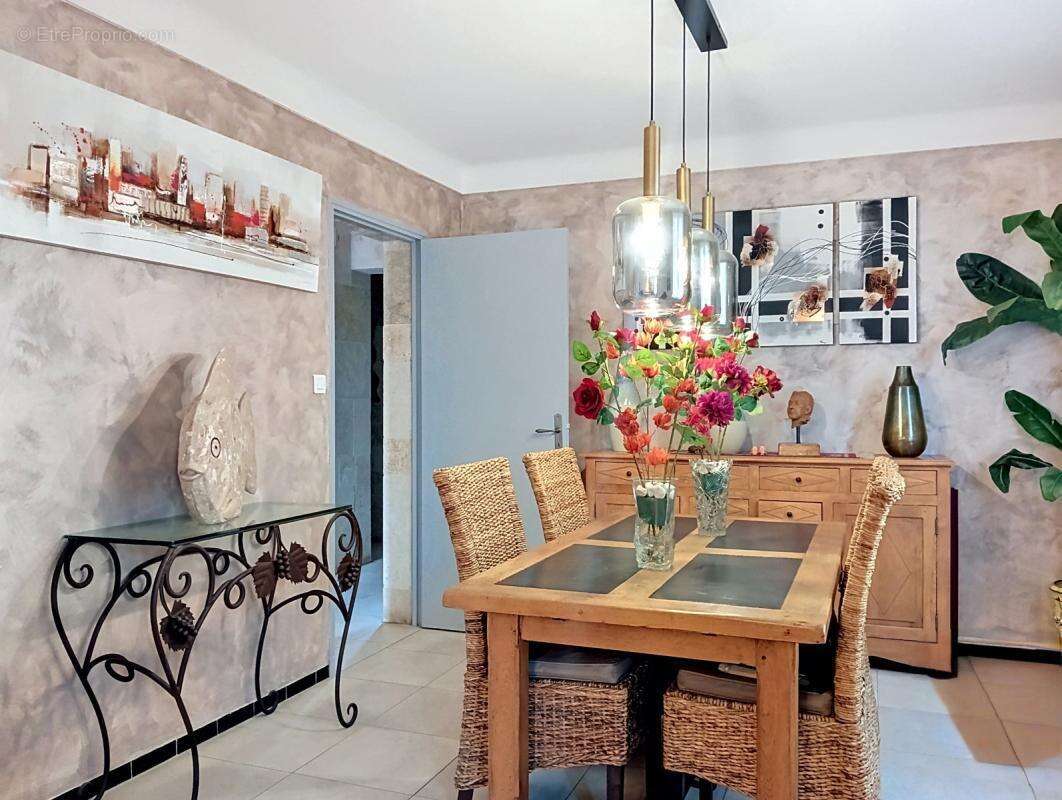 Exclusivité - Magnifique maison de 200m2 - Carpentras - photo 4