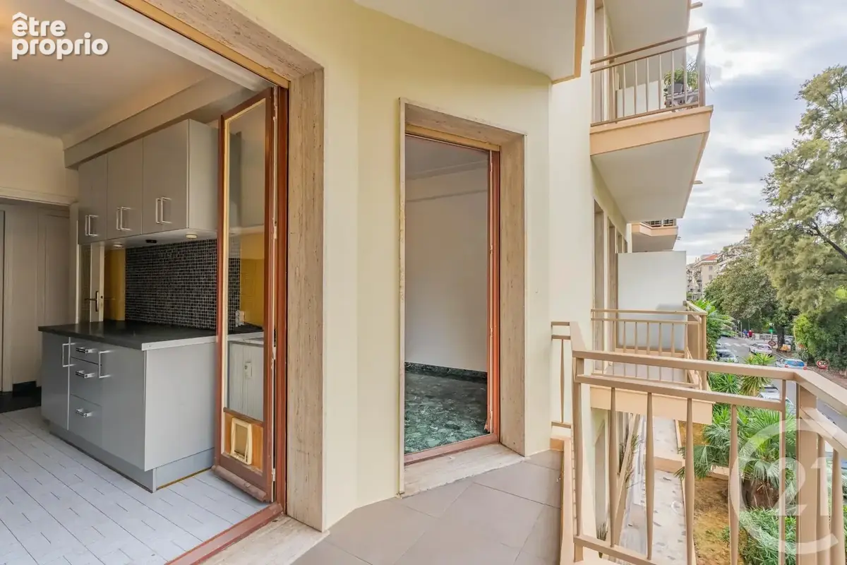 Appartement 2 pièces 46 m² à vendre à Nice (06000) - photo 2