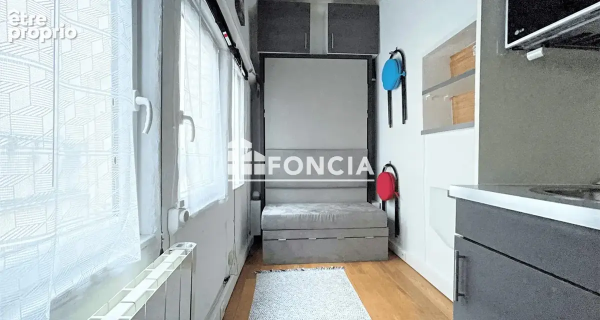 Appartement à PARIS-3E