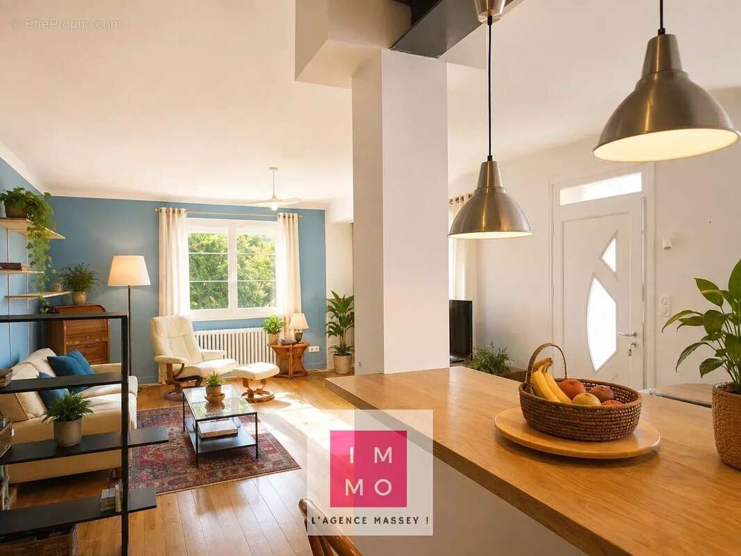 Maison de ville de charme – Plain-pied T3  : garage, jardin et terrasse couverte - photo 9
