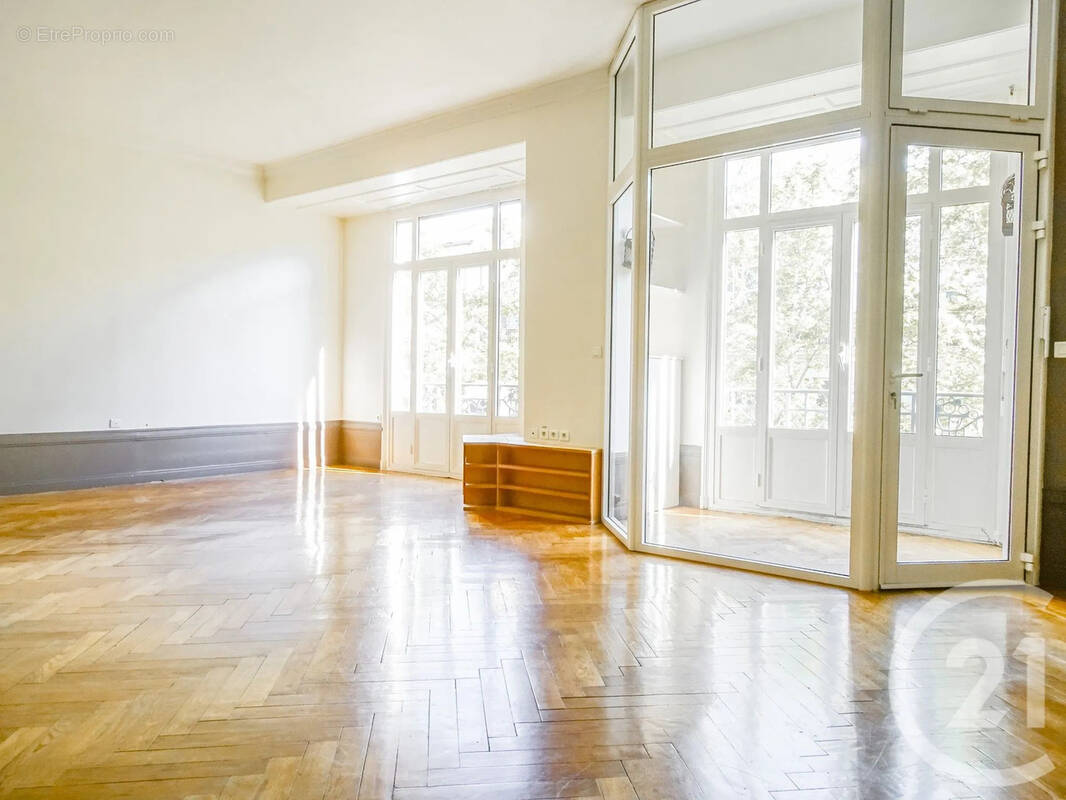 Appartement à LYON-7E