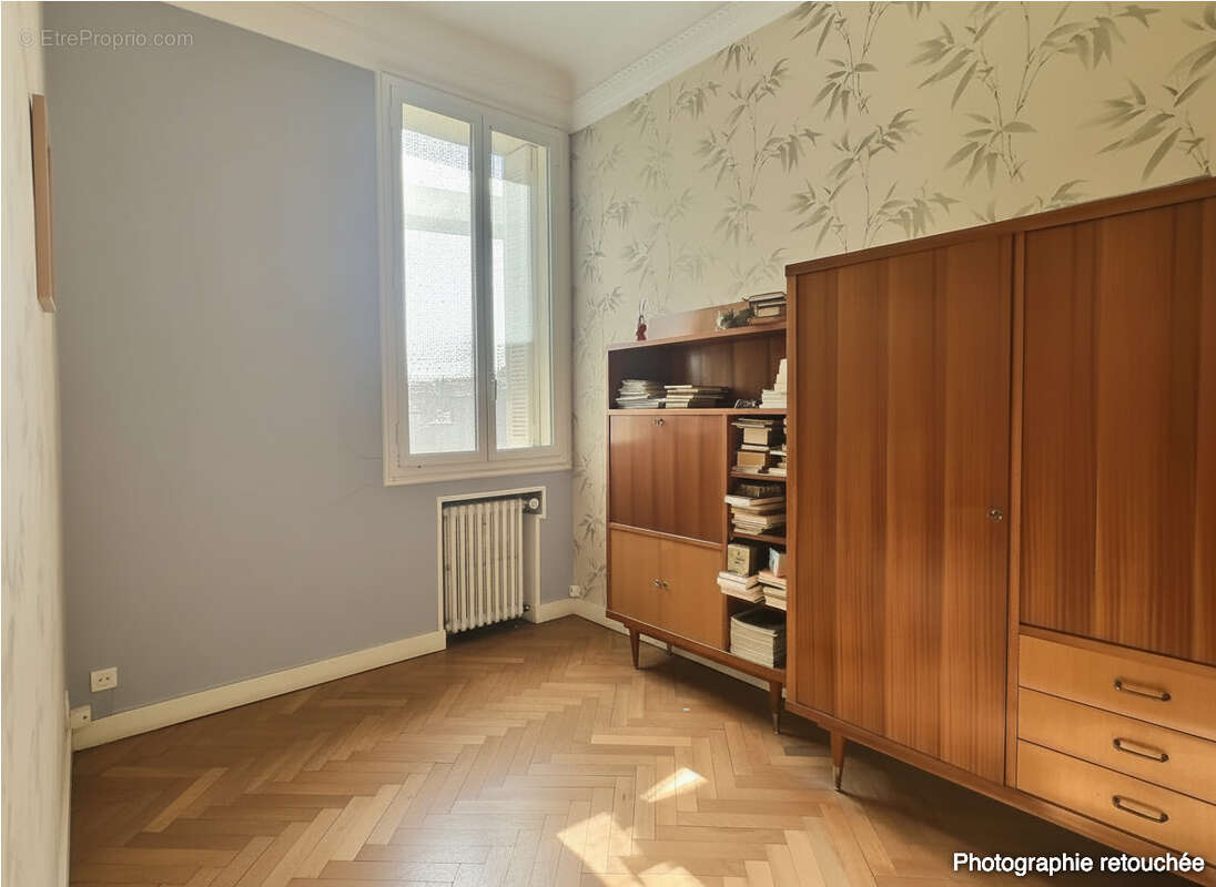 Appartement à MARSEILLE-6E