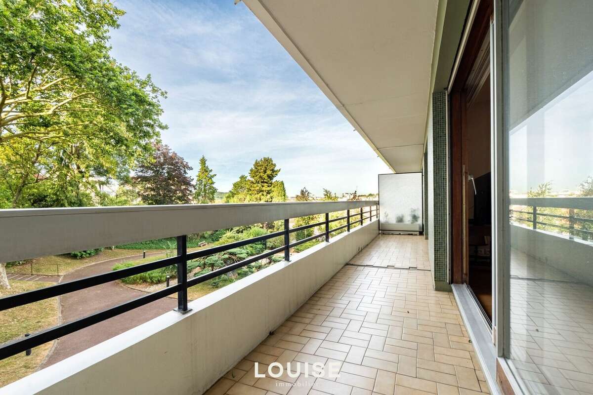 Appartement à CHAVILLE