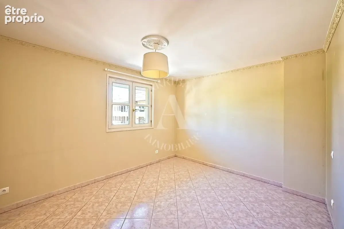 Appartement 5 pièces 123 m² à vendre à Ferney-Voltaire (01210) - photo 5