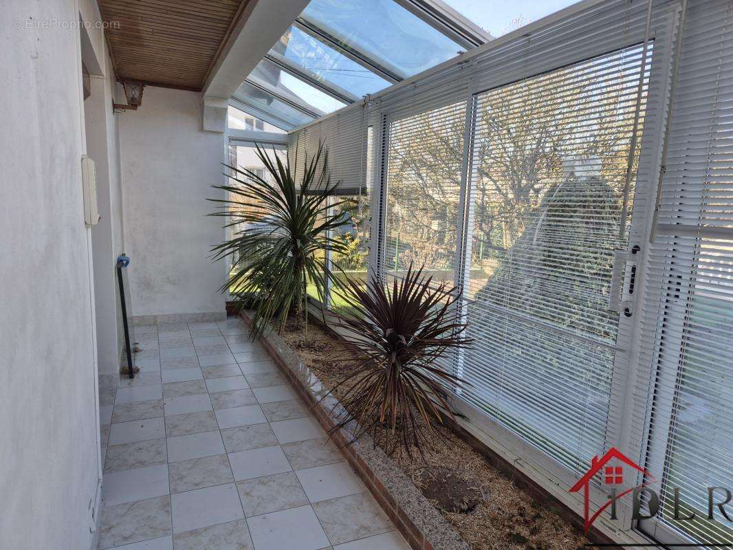 Maison à BETTANCOURT-LA-FERREE