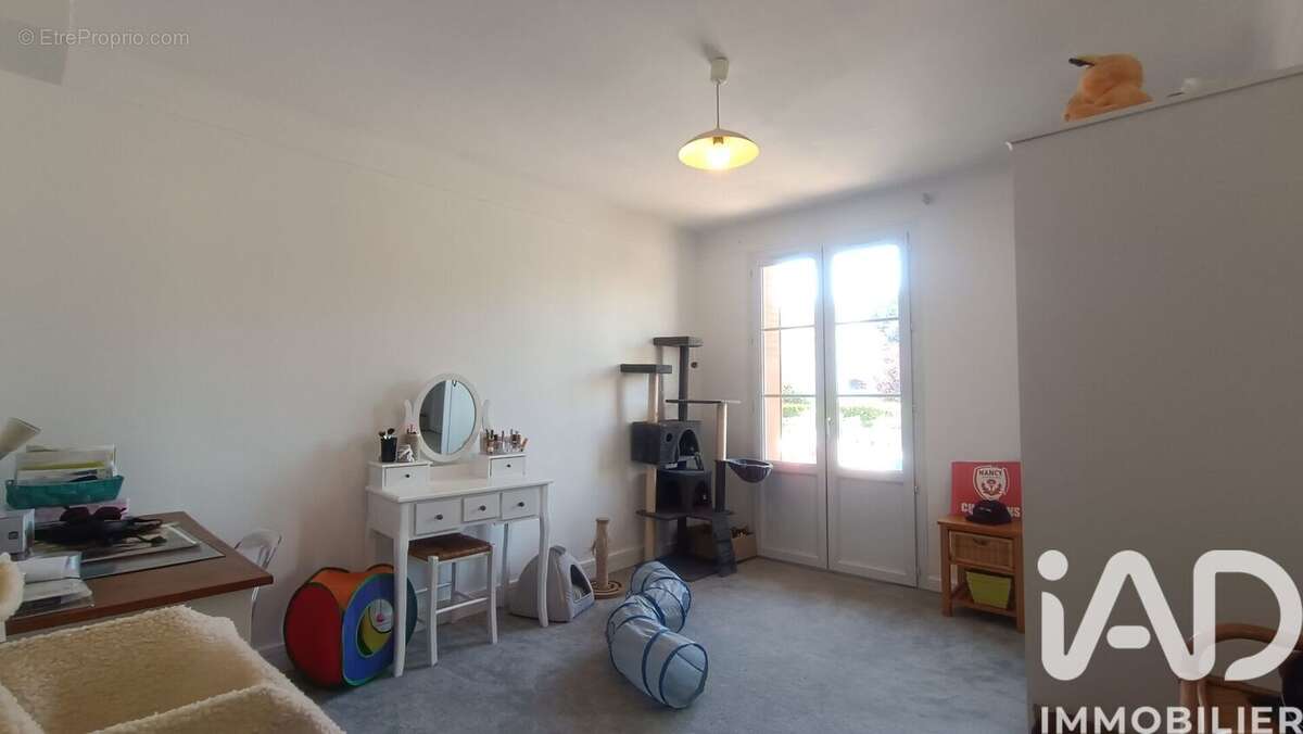 Photo 4 - Appartement à AUXERRE