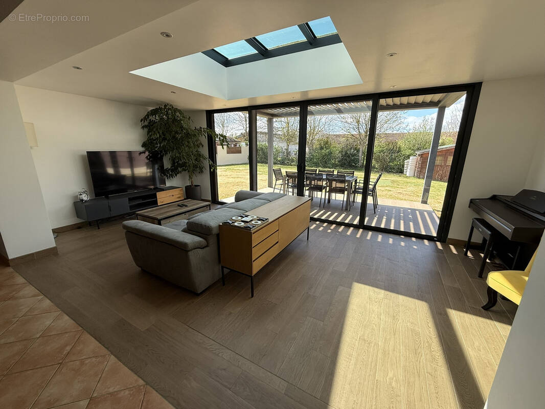 Maison à AIGREFEUILLE-SUR-MAINE