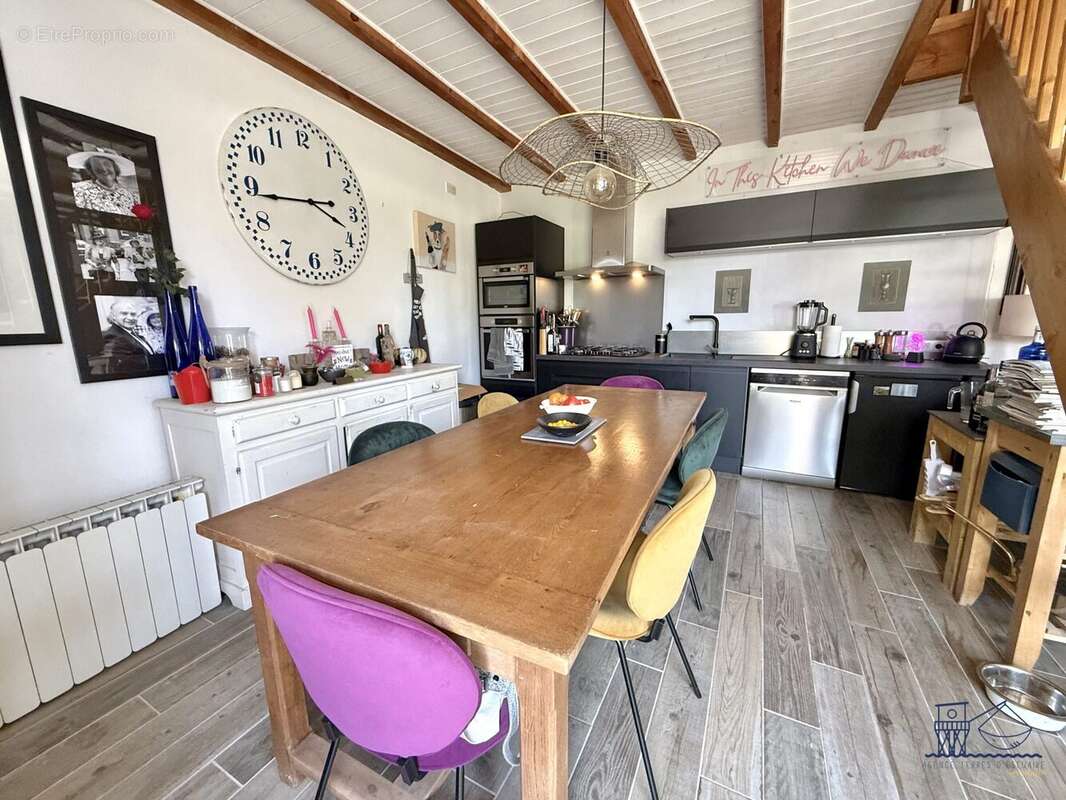 Maison 90 m² à Chenac-Saint-Seurin-D'uzet  - photo 3