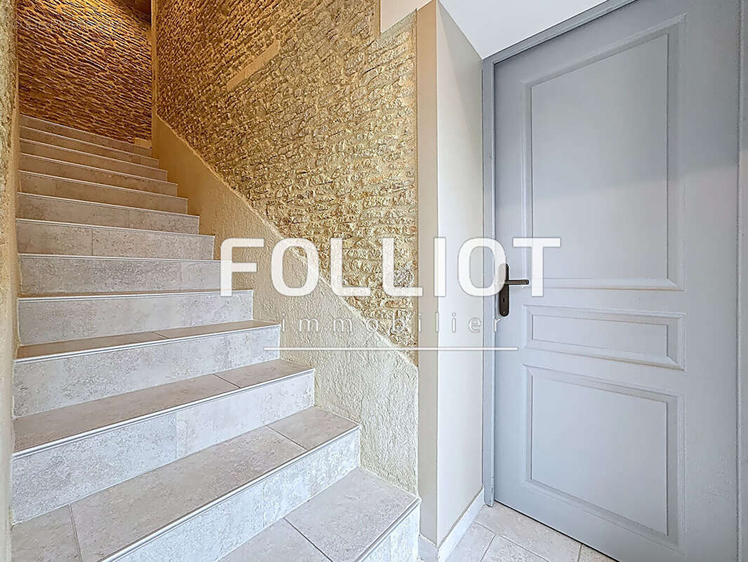 Maison à FRENOUVILLE