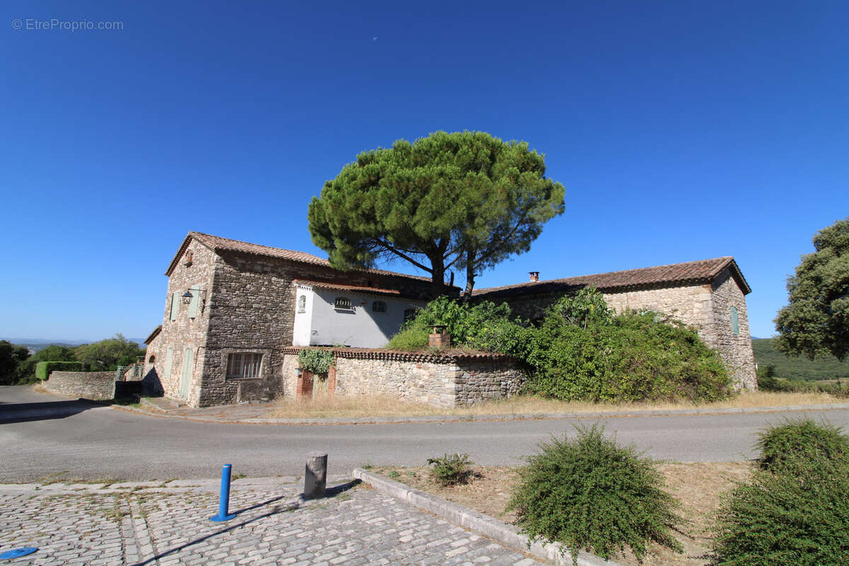 Maison à ROUSSON