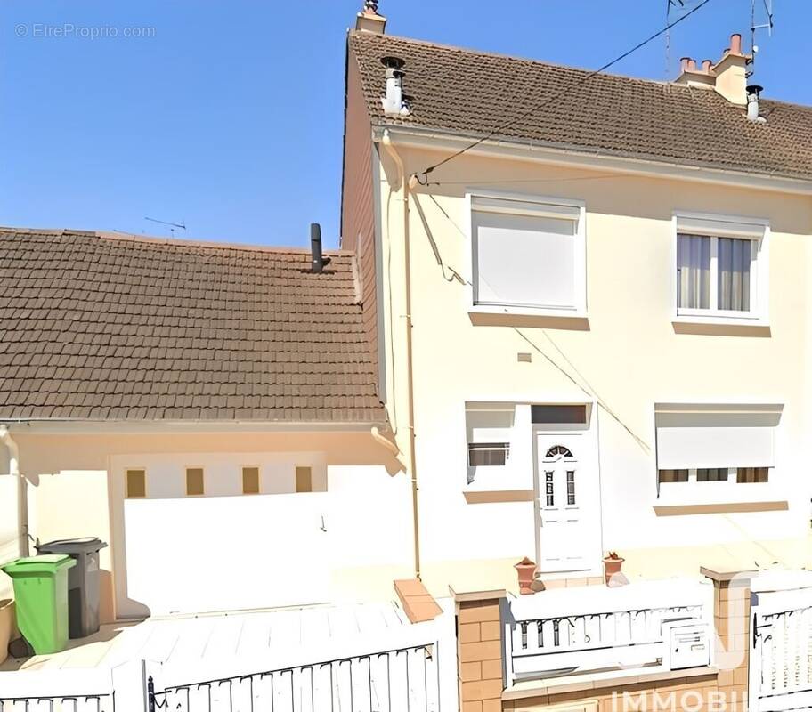 Photo 1 - Maison à LE MANS