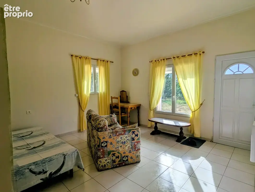 Propriété avec 3 logements indépendants sur 2 174 m2   Proche Narbonne - photo 9