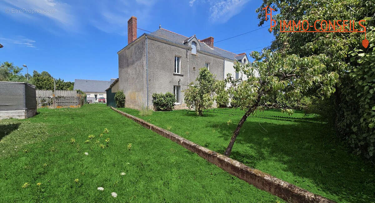 Maison 100 m² à Blain  - photo 4