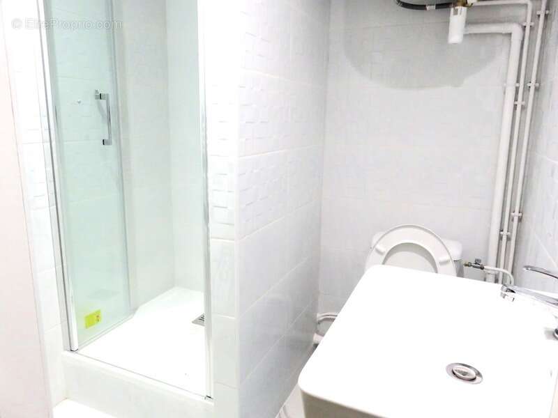 Appartement à vendre 2 pièces SAINT DENIS (93) - photo 4