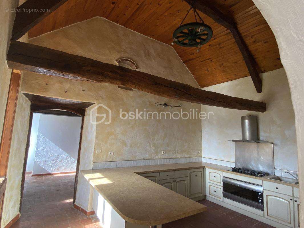 Maison à LACASSAGNE