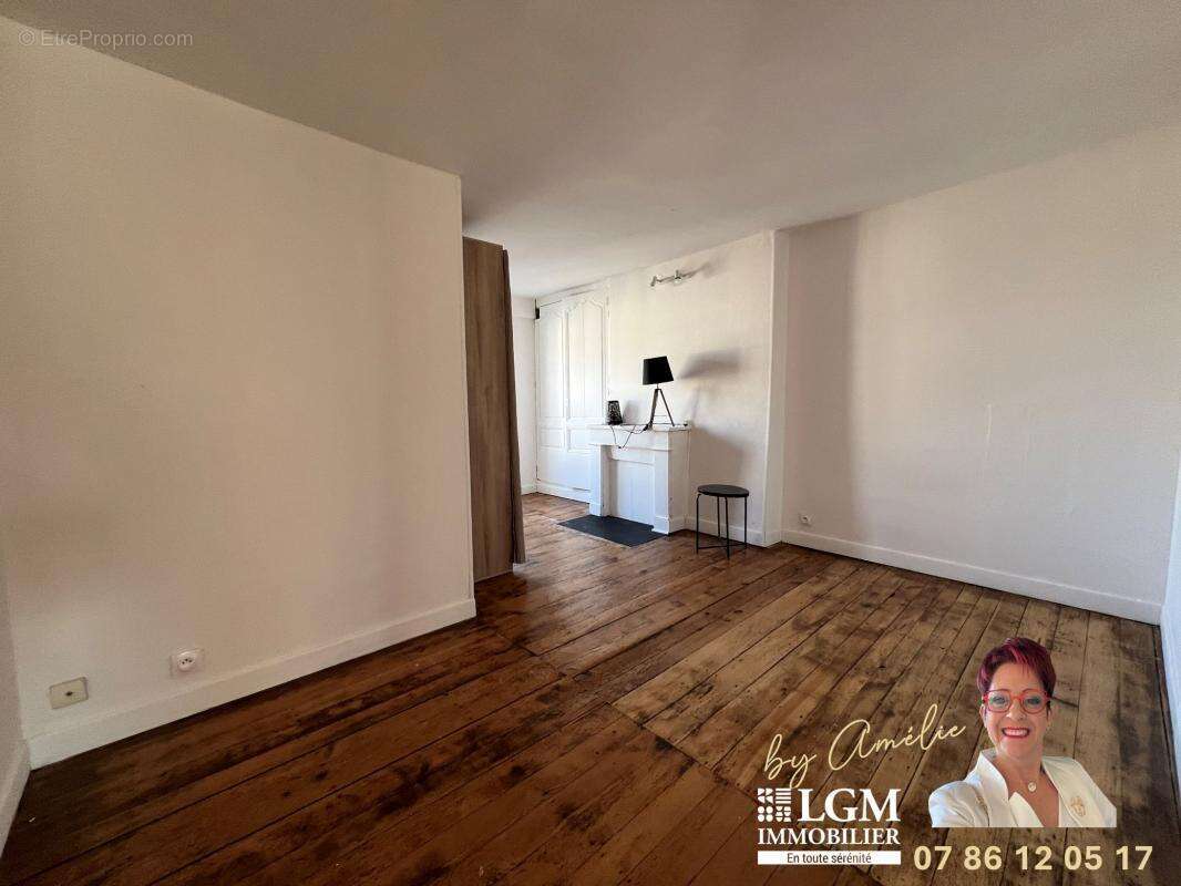 Commerce à MONTMIRAIL