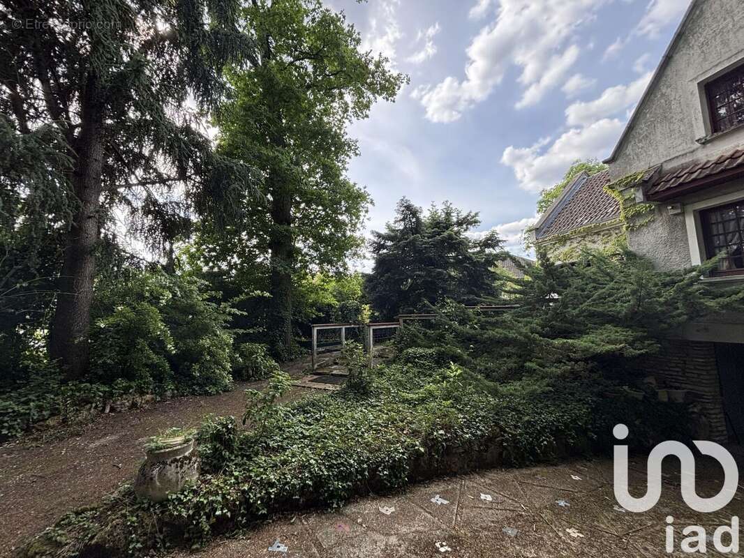 Photo 3 - Maison à LE PLESSIS-TREVISE