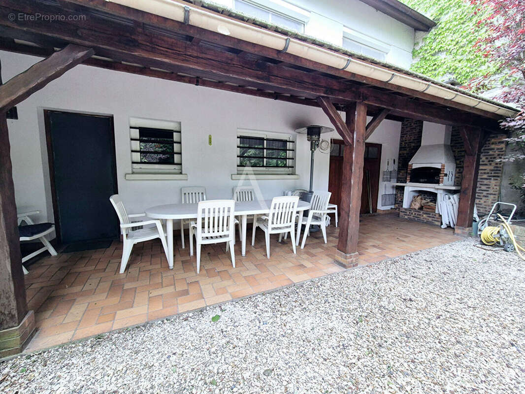 Maison à ROSNY-SOUS-BOIS