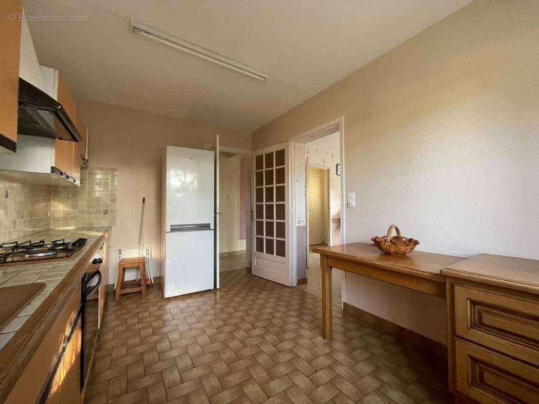 Maison à CHAMPAGNE