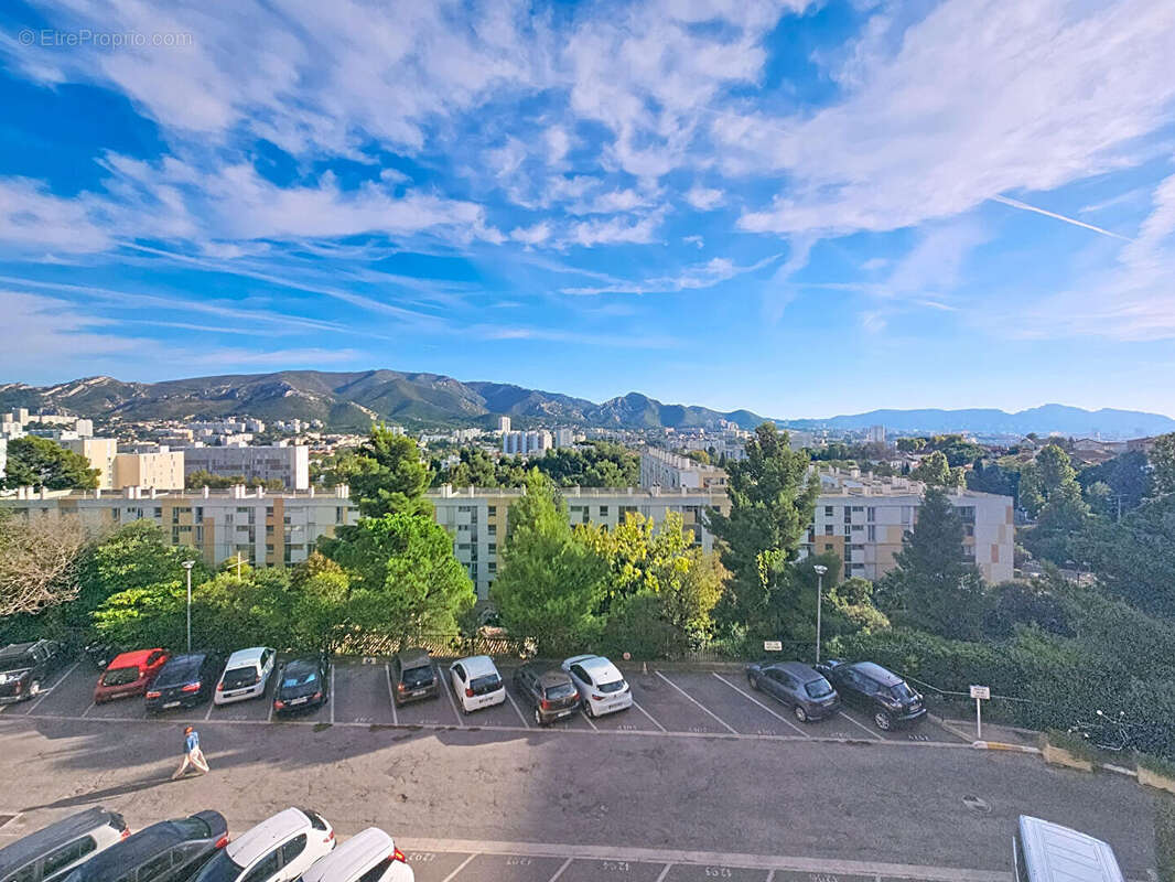 Appartement à MARSEILLE-11E