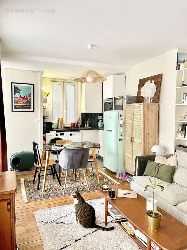 Appartement à PARIS-18E