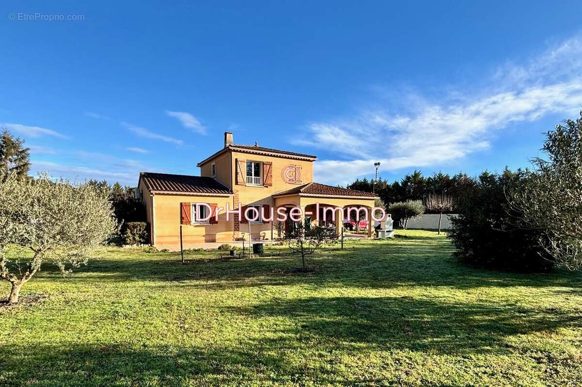 Maison à SAINT-HILAIRE