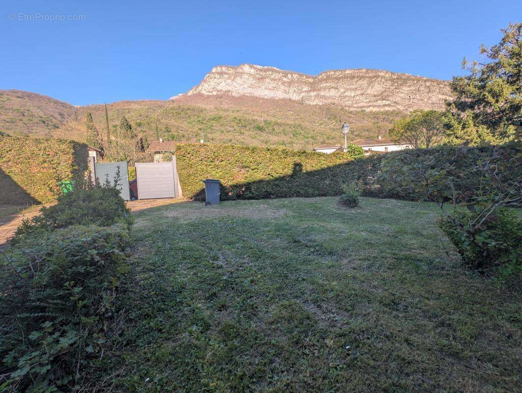 Maison à FONTANIL-CORNILLON