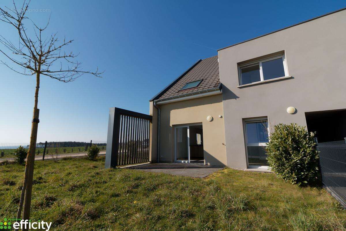 Appartement à HAUTEVILLE-LES-DIJON