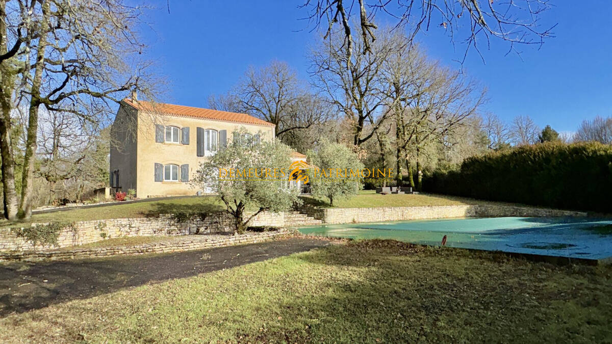 Maison à FOUQUEBRUNE