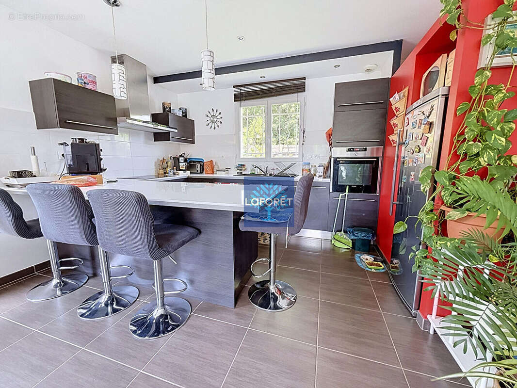 Maison St Jean D Illac 5 pièces 89 m² - photo 3
