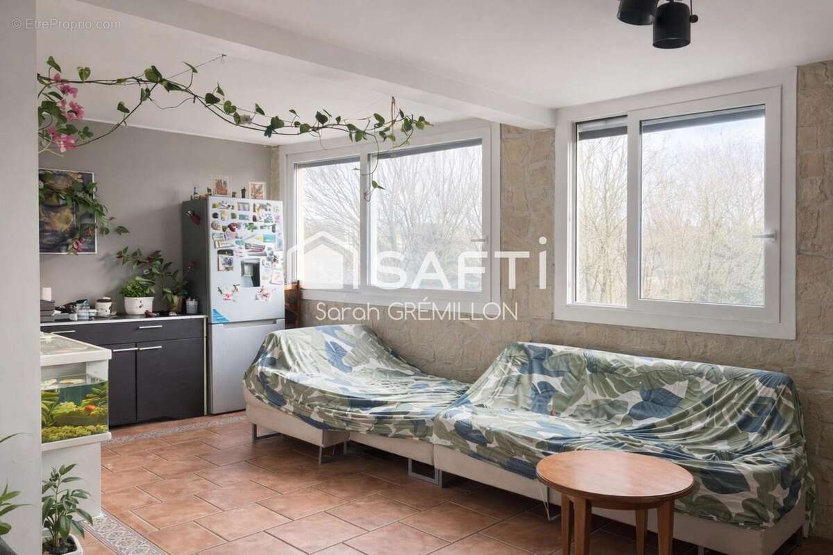 Photo 2 - Appartement à FRESNES