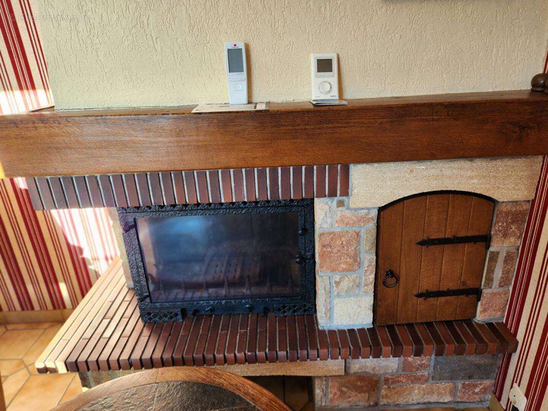 Maison à COURCELLES-SUR-SEINE