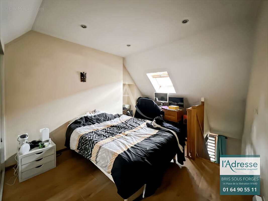 Appartement à LIMOURS