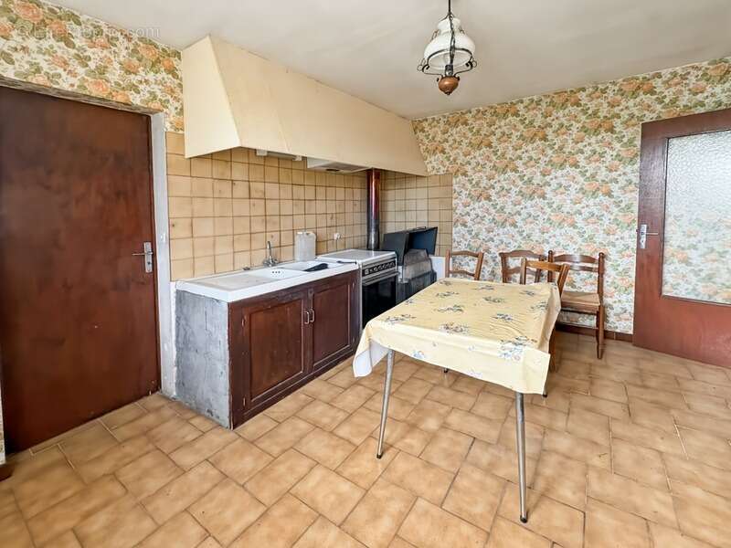 Maison à COURRENSAN