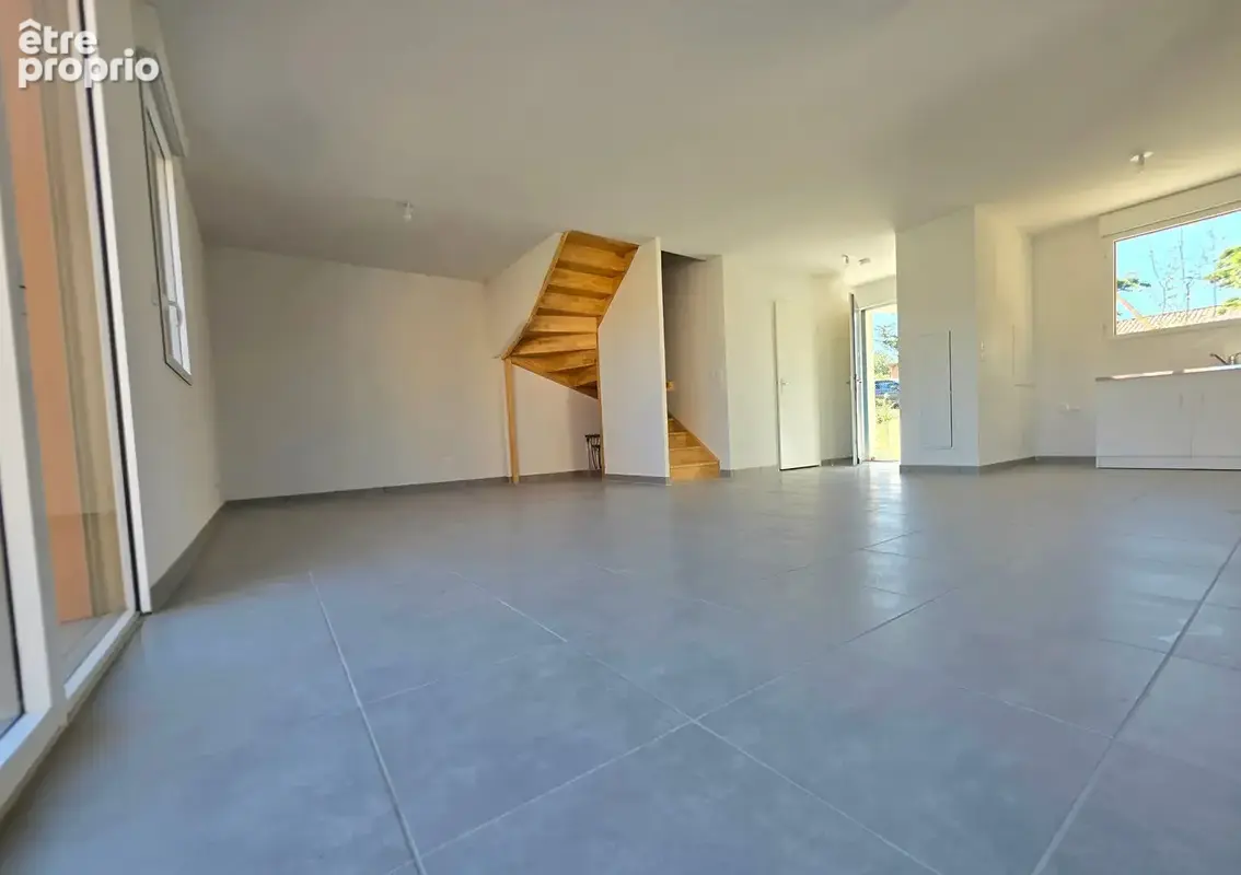 Maison type T4 88m2 - photo 2