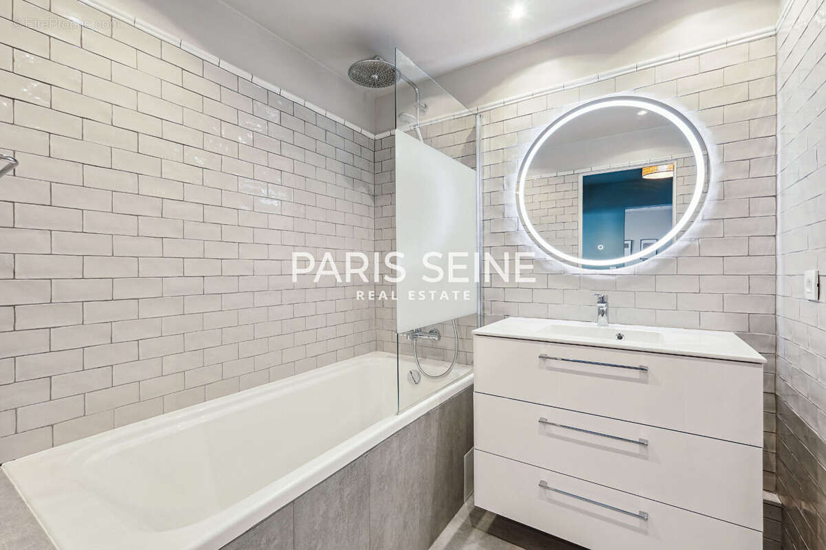 Appartement à PARIS-6E