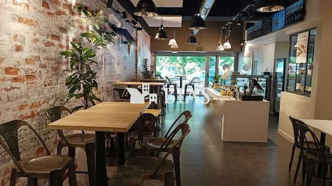 Autre à ASNIERES-SUR-SEINE