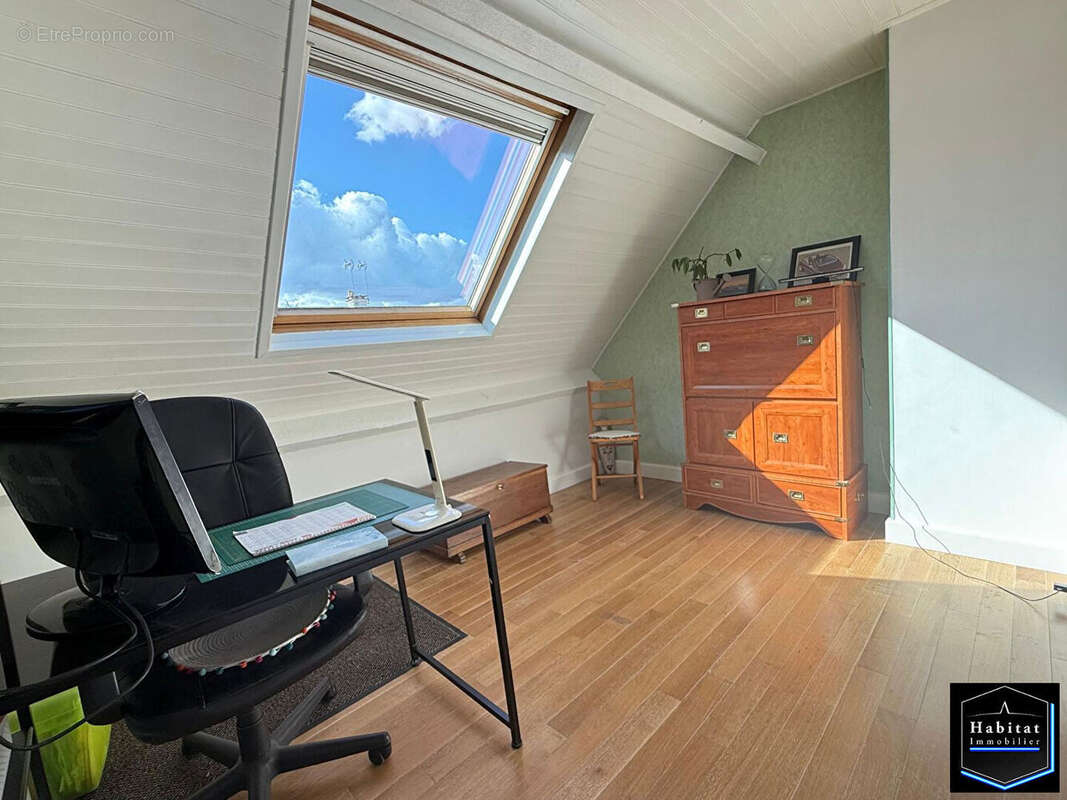 Maison à NANTEUIL-LE-HAUDOUIN