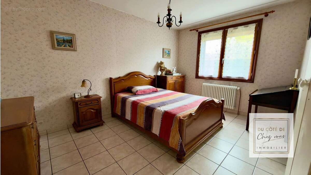 Maison à LA RIVIERE-DE-CORPS