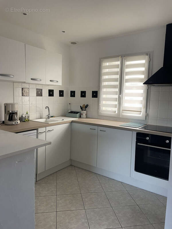 cuisine - Maison à PERIGNY