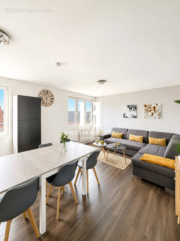 Salon - Appartement à FACHES-THUMESNIL