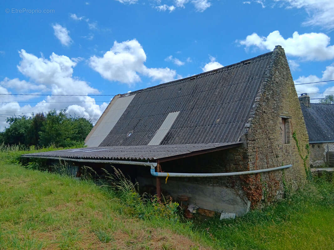 Maison à LANDEVANT