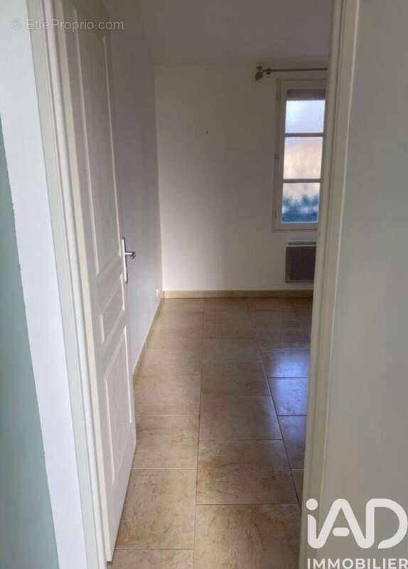 Photo 9 - Maison à ROULLET-SAINT-ESTEPHE