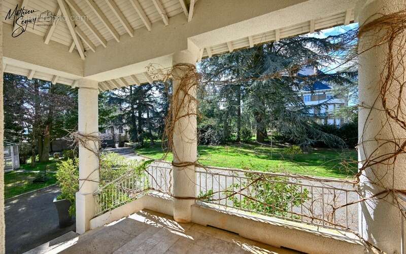 Maison à CHAZELLES-SUR-LYON