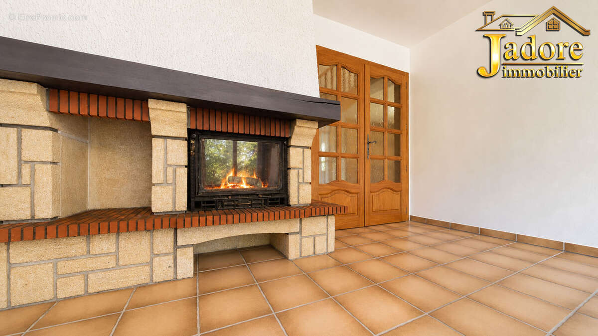 Grande maison familiale secteur calme - photo 19
