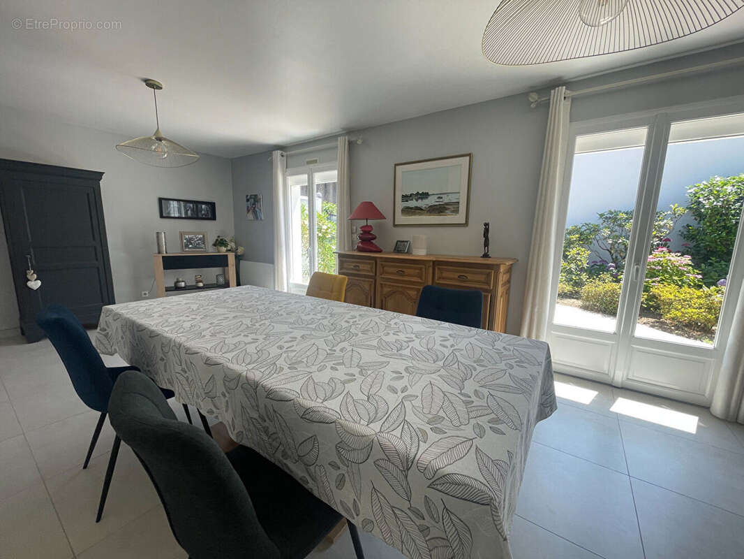 Maison à SAINT-SEBASTIEN-SUR-LOIRE