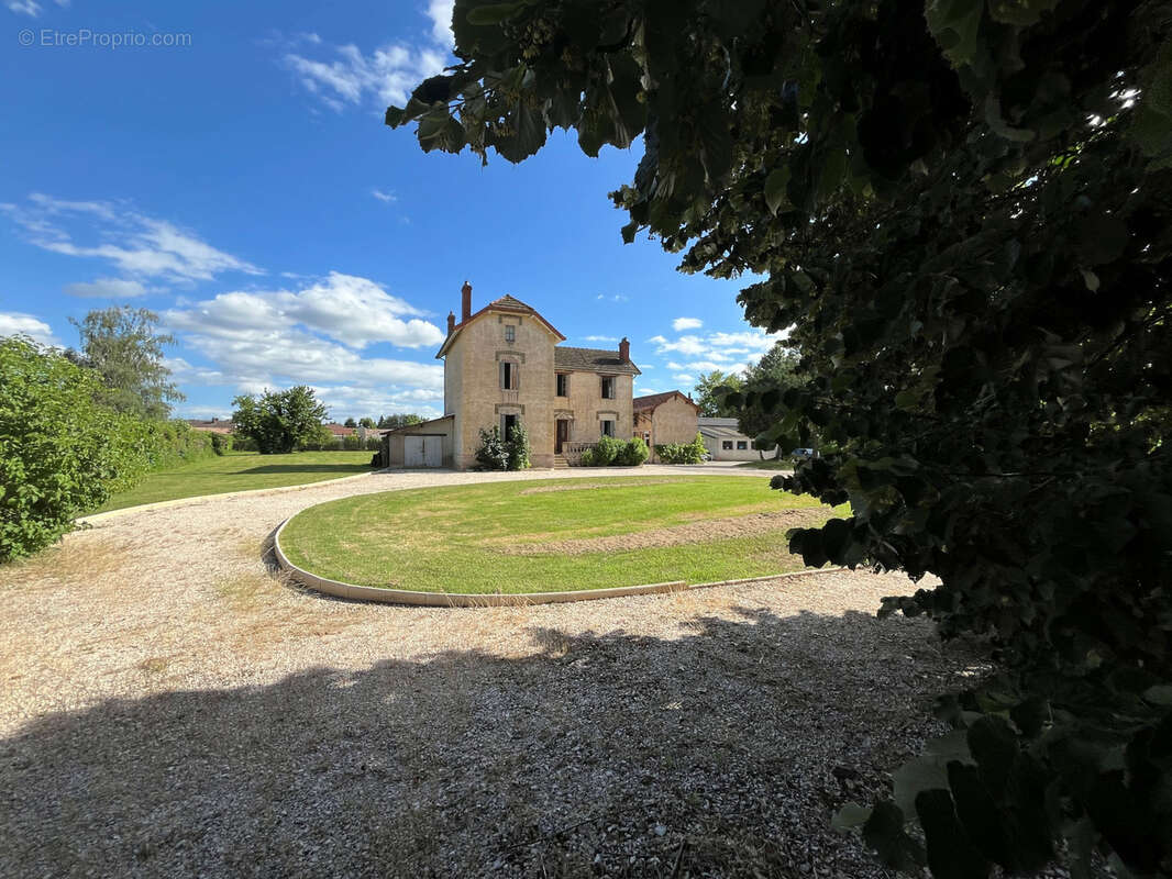 Maison à CUISERY