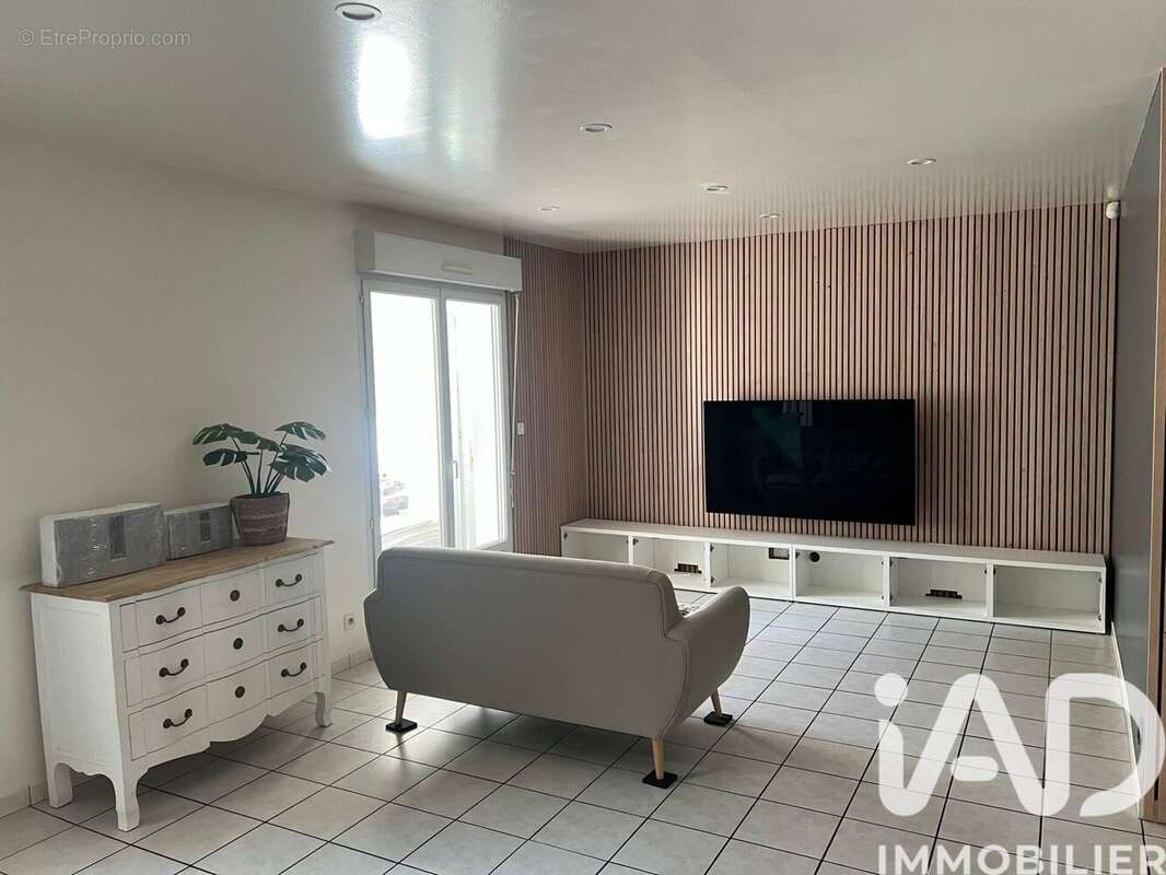 Photo 4 - Maison à SAINT-THIBAULT-DES-VIGNES